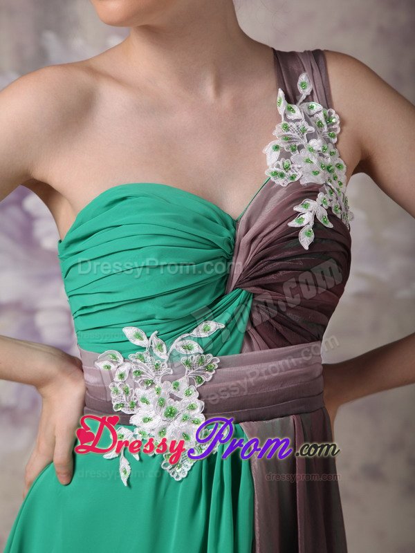 Latest Chiffon Prom Gowns Single Shoulder Appliques Sweep Train