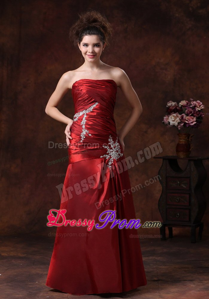 Elegant Strapless Floor-length Red Prom Dresses in Hertfordshire