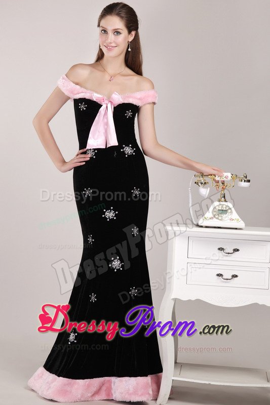 Off-the-shoulder Black and Pink Prom Gown Dress with Sash