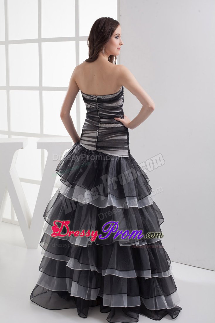 Black A-line Sweetheart Prom Cocktail Dress Multi-layered Ruffles
