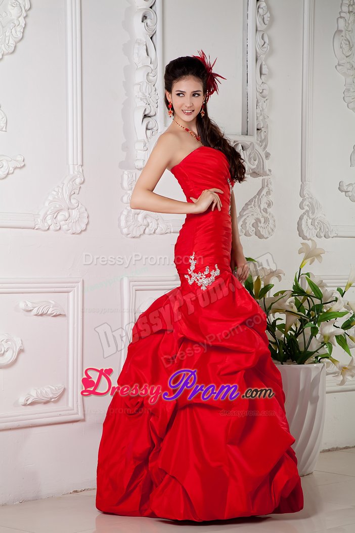 Custom Made Taffeta Pick Ups Appliqued Red Prom formal Dress