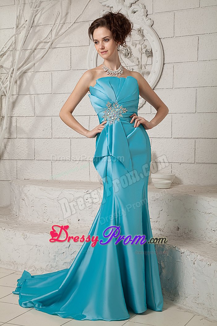 Elegant Mermaid Fan-shaped Neck Brush Train Prom Formal Dress