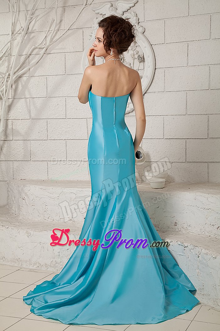 Elegant Mermaid Fan-shaped Neck Brush Train Prom Formal Dress