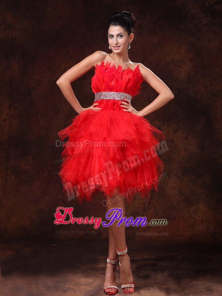 Plus Size Asymmetrical Style Strapless Red Short Prom Dress