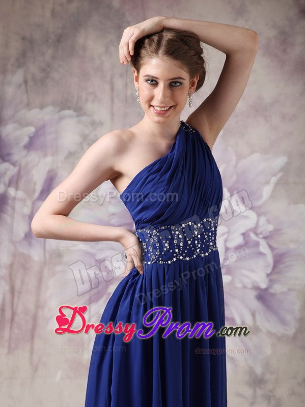 Latest Navy Blue one Shoulder Prom Celebrity Dress Ruching And Beading
