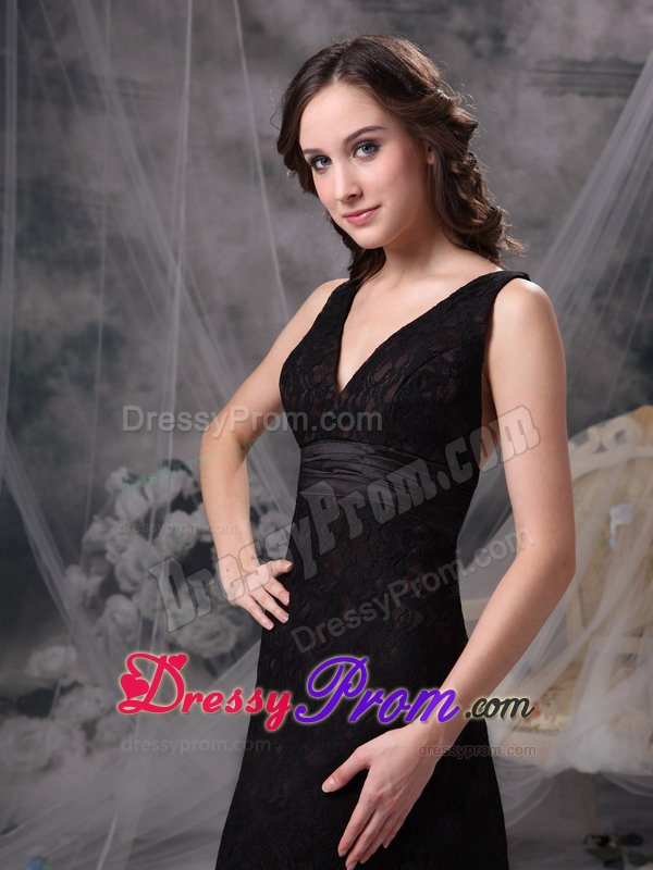 Black V-neck Floor-length Prom Holiday Dress with Criss Cross on Back