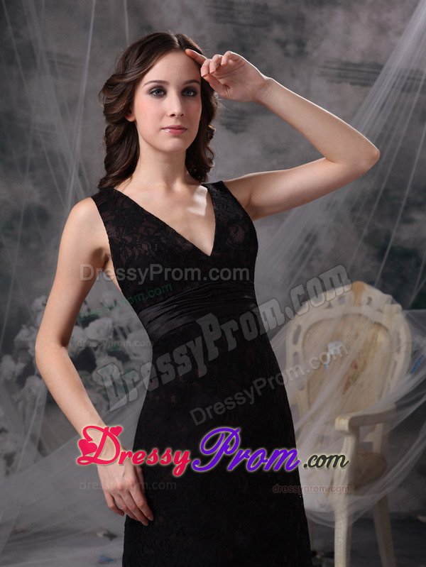 Black V-neck Floor-length Prom Holiday Dress with Criss Cross on Back