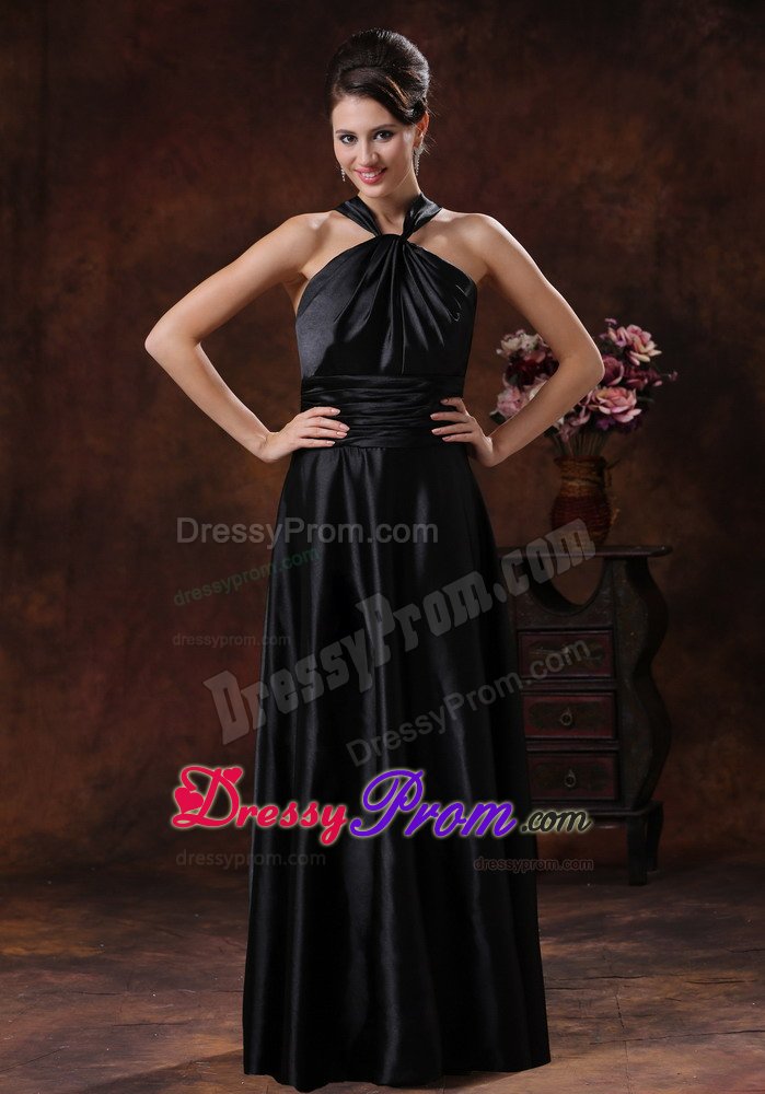 Popular Carapicuiba Sleeveless Ruching Prom Formal Dress Floor-length