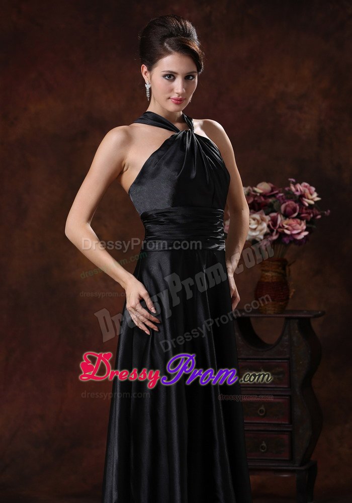 Popular Carapicuiba Sleeveless Ruching Prom Formal Dress Floor-length