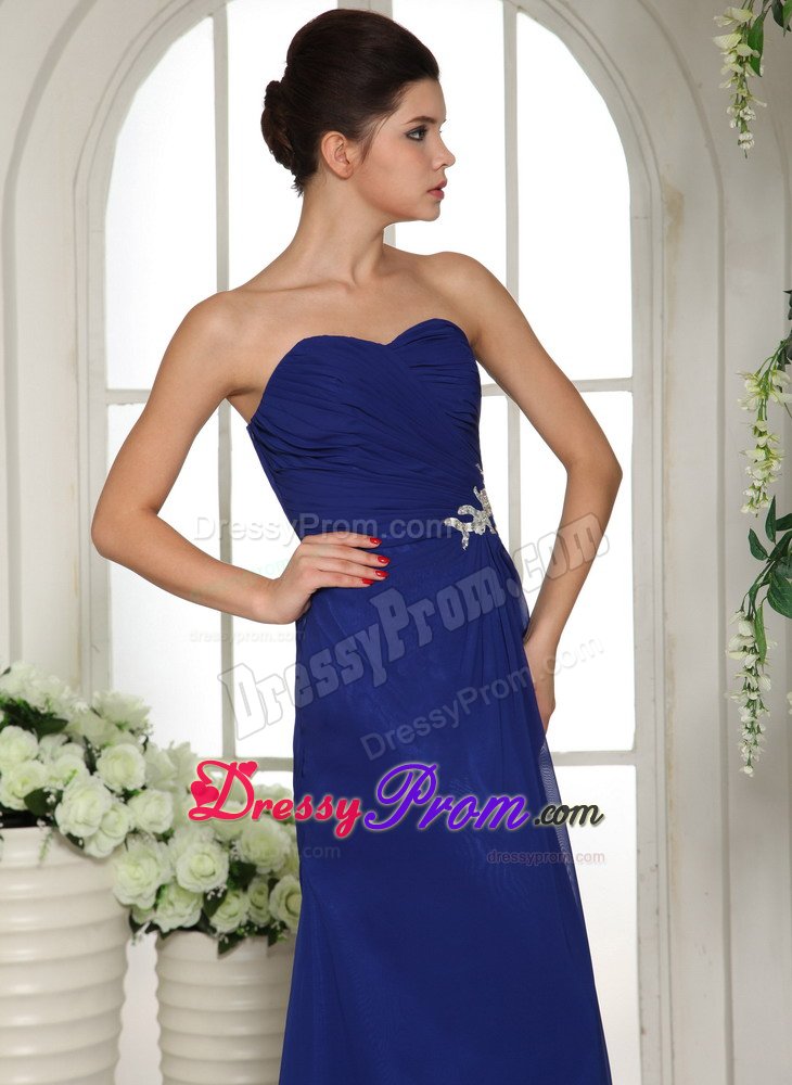 Pretty Floor-length Royal Blue Prom Gowns Beading Sweetheart Chiffon