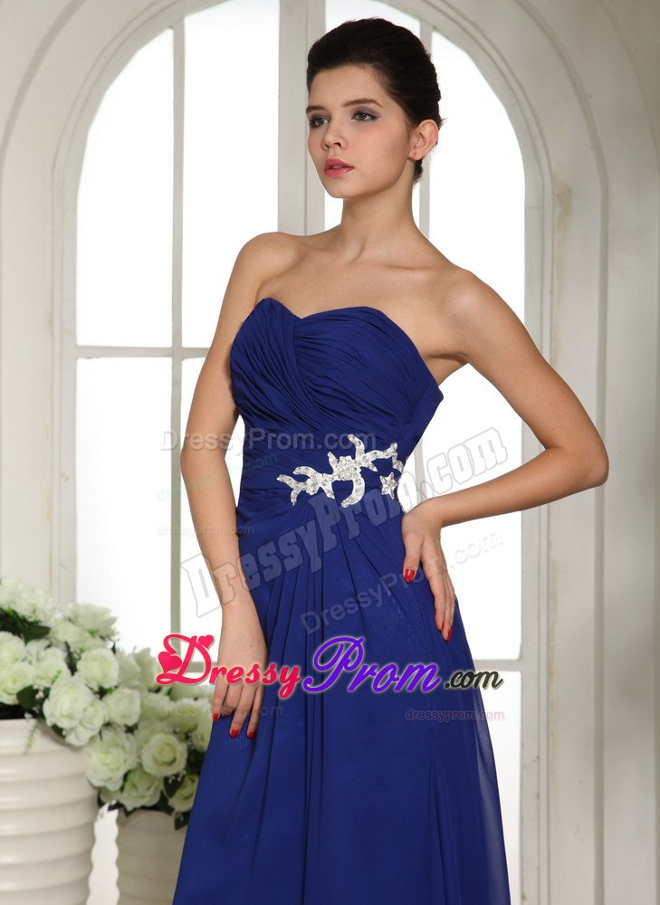 Pretty Floor-length Royal Blue Prom Gowns Beading Sweetheart Chiffon