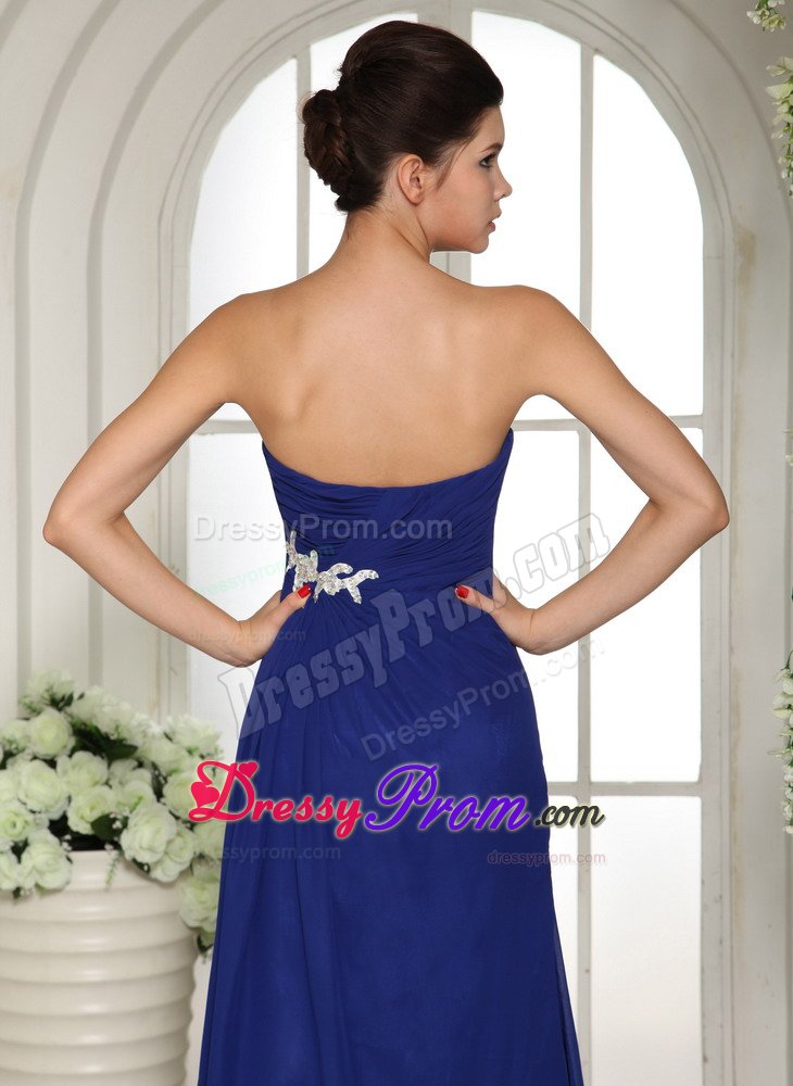 Pretty Floor-length Royal Blue Prom Gowns Beading Sweetheart Chiffon