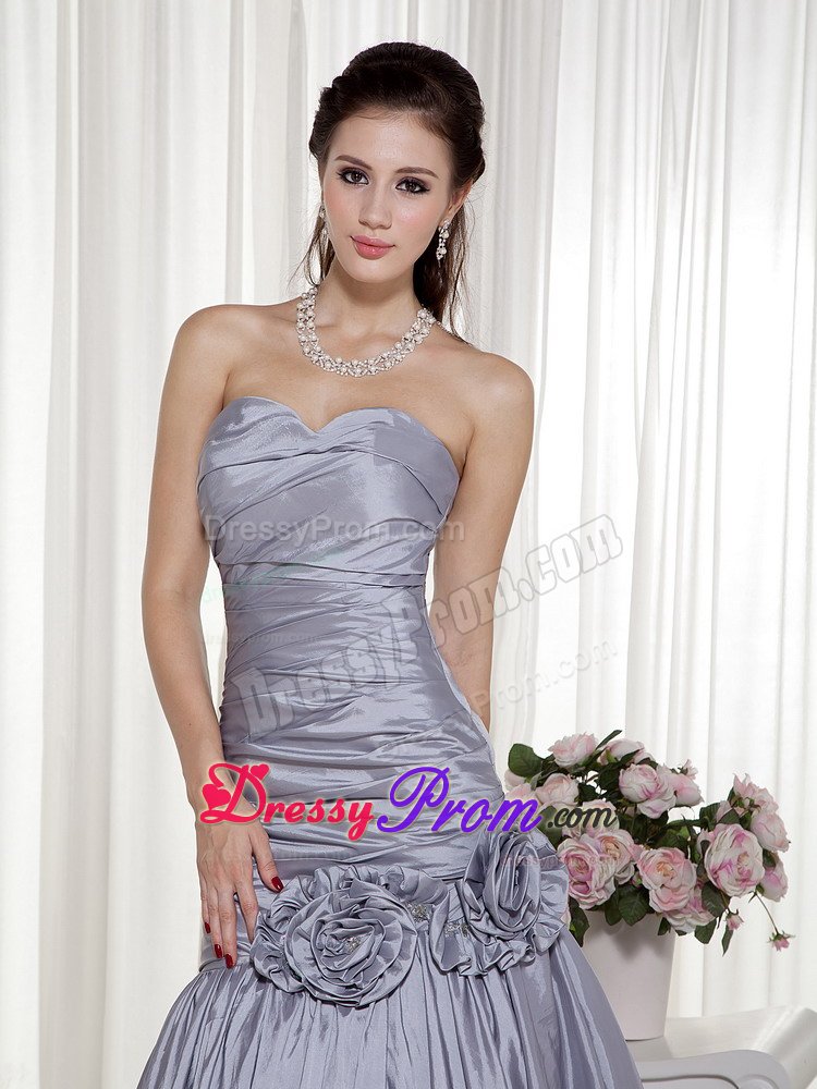 Taffeta Grey Ruches Prom Gowns Sweetheart with Hand Made Flowers