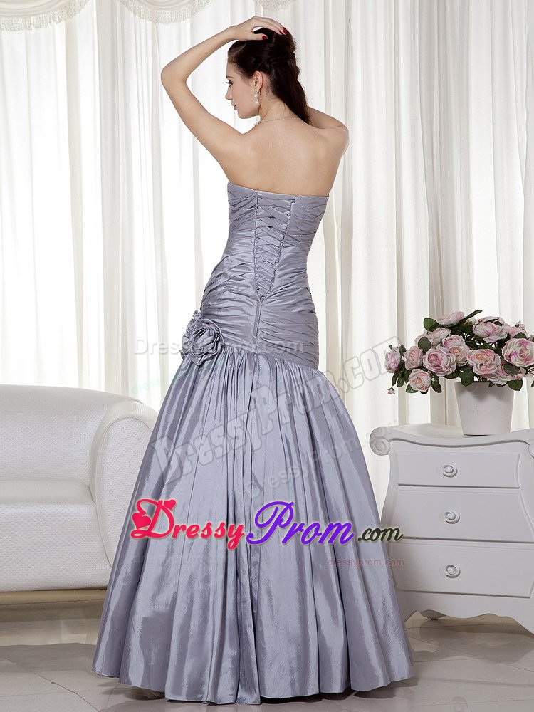 Taffeta Grey Ruches Prom Gowns Sweetheart with Hand Made Flowers