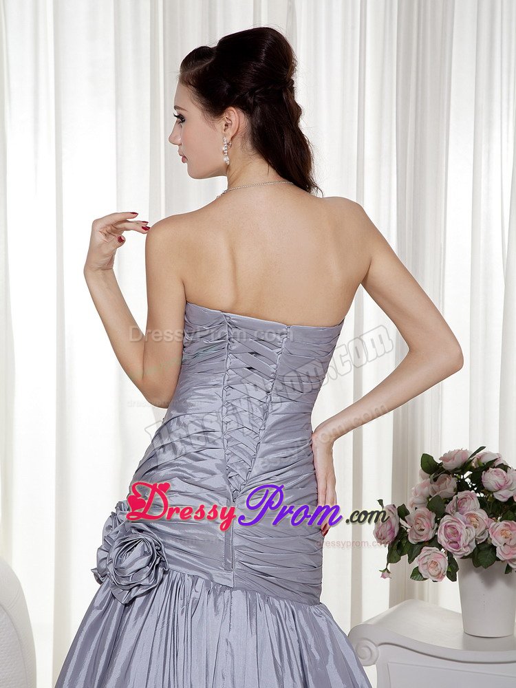 Taffeta Grey Ruches Prom Gowns Sweetheart with Hand Made Flowers
