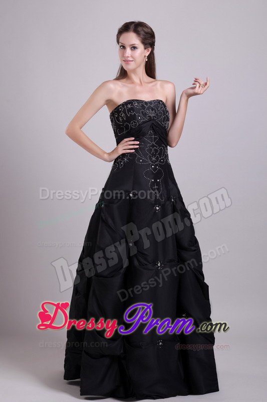 Black Sweetheart Dresses for Prom Queen Beading Ruffles Floor-length