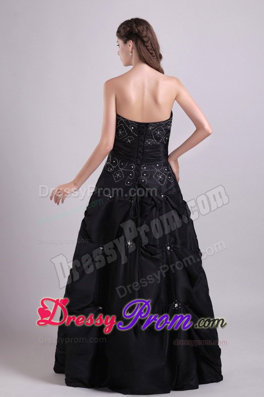Black Sweetheart Dresses for Prom Queen Beading Ruffles Floor-length