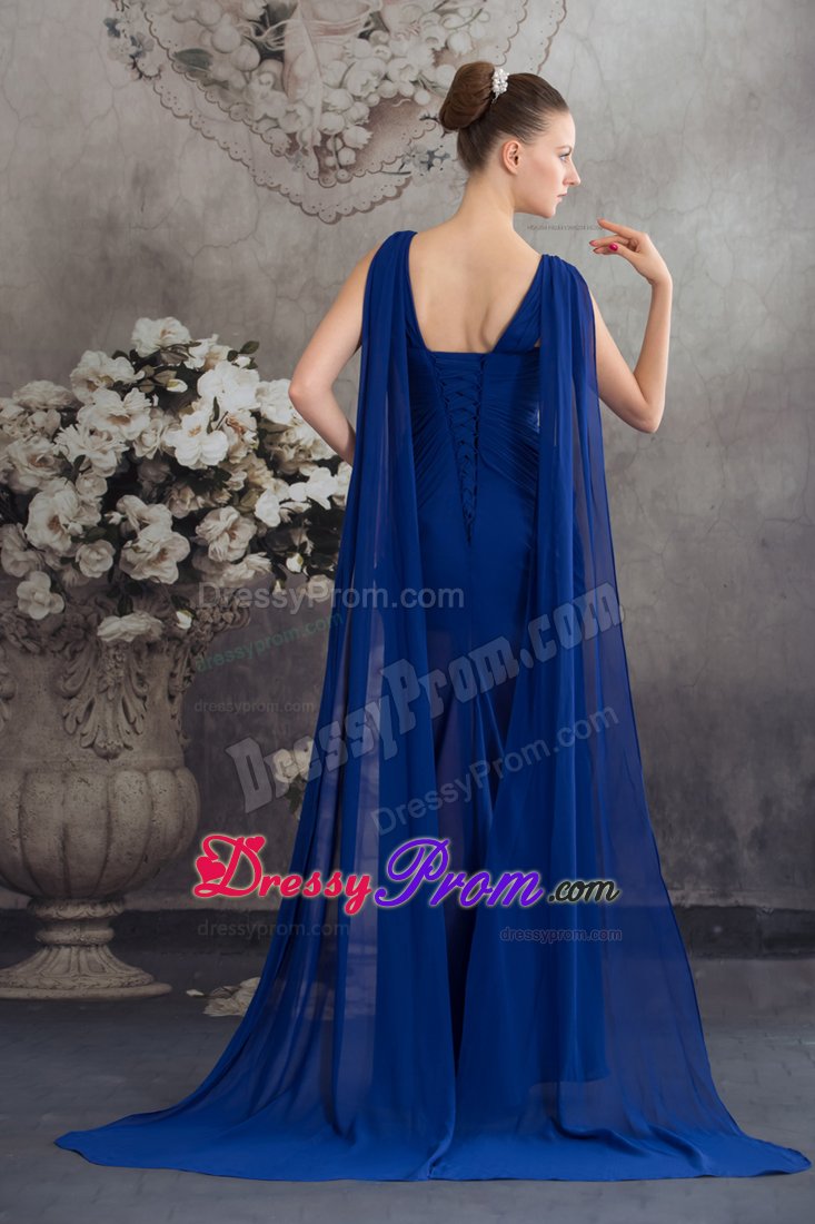 Sexy V-neck Beaded Prom Dress Watteau Train with Slit in Belford Roxo