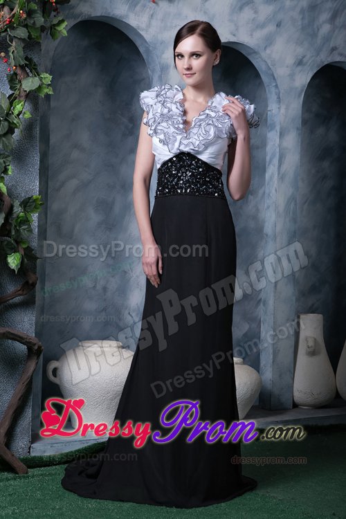New Ruffled V-neck Prom Dress Sweep Train for Aparecida de Goianiade