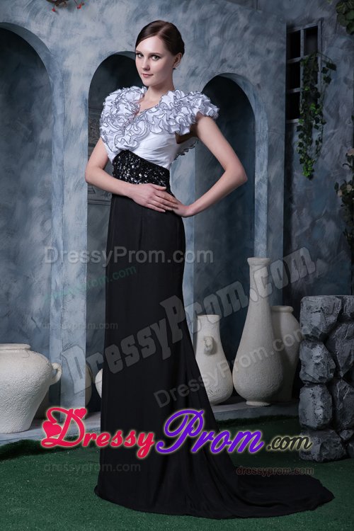 New Ruffled V-neck Prom Dress Sweep Train for Aparecida de Goianiade