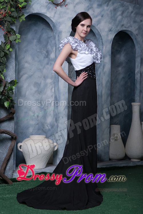 New Ruffled V-neck Prom Dress Sweep Train for Aparecida de Goianiade