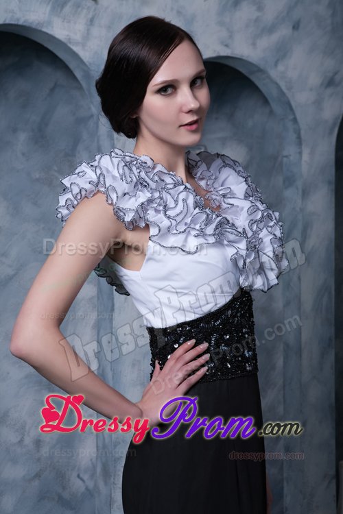 New Ruffled V-neck Prom Dress Sweep Train for Aparecida de Goianiade