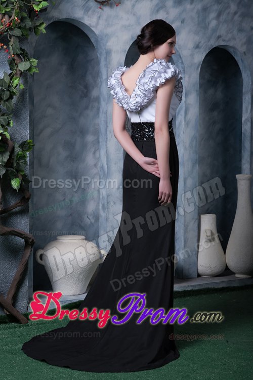 New Ruffled V-neck Prom Dress Sweep Train for Aparecida de Goianiade