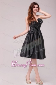 Black Sweetheart Ruching Taffeta Knee-length Prom Dress