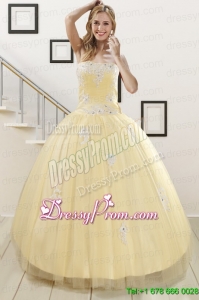 Modern Light Yellow Sweet 16 Dresses with White Appliques
