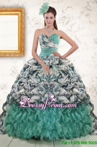 2015 Traditional Turquoise Sweep Train Quinceanera Dresses with Beading and Picks Ups
