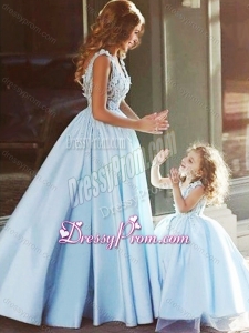 Luxurious V Neck Satin Prom Dress with Appliques and Most Popular Big Puffy Little Girl Dress with Straps
