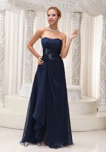 Chiffon Navy Blue Strapless Prom Bridesmaid Dresses Beading and Ruche