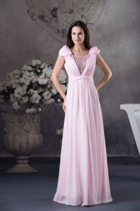 Pink Prom Celebrity Dress with Beading and Ruching Accent
