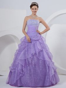 Romantic Lavender Ruching Quinceanera Gown Pick-ups and Appliques