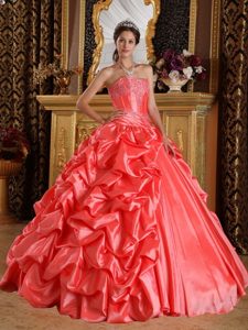 Latest Sweetheart Quinceanera Gown Beaded Embroidery Lace up Back