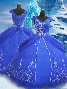 Classical Blue Ball Gowns V-neck Short Sleeves Tulle Floor Length Lace Up Beading and Appliques Sweet 16 Quinceanera Dress
