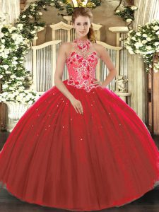 Sleeveless Floor Length Embroidery Lace Up Quinceanera Dresses with Red