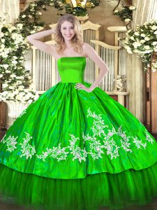Floor Length Zipper Ball Gown Prom Dress for Military Ball and Sweet 16 and Quinceanera with Embroidery