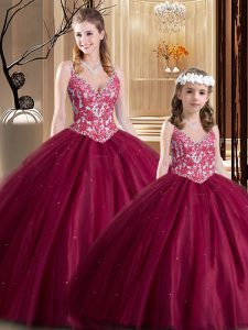 Chic Wine Red Tulle Lace Up V-neck Sleeveless Floor Length Quinceanera Gowns Lace