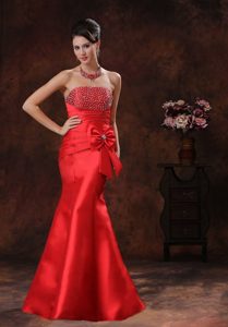 Strapless Mermaid Red Satin Prom Dress with Bowknot and Beads