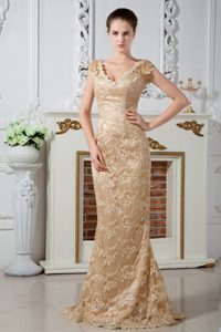 V-Neck Brush Train Champagne Lace Dress for Prom Queen