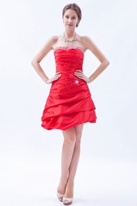 Cute A-line Strapless Short Taffeta Prom Dress with Beading