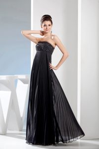Beading Long Black Strapless Prom Dress with Empire and Pleating