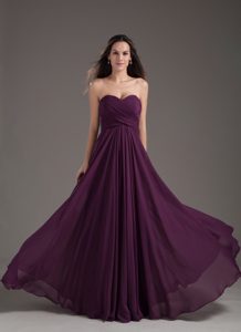 Dark Purple Sweetheart Chiffon Ruched Long Prom Holiday Dress