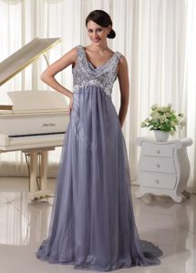 Grey V-neck Sequins Brush Train Evening Prom Dress For Prom Party