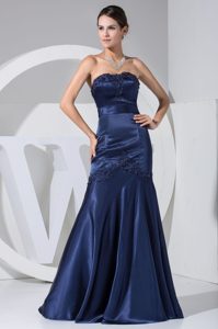 Appliques and Beadings Mermaid Prom Party Dress in Navy Blue