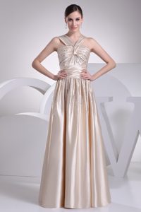 Floor-length Halter V-neck Prom Gowns with Ruching and Beading