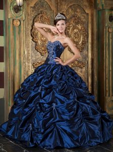 Navy Blue Ball Gown Sweetheart Quince Dresses with Beading and Picks-up