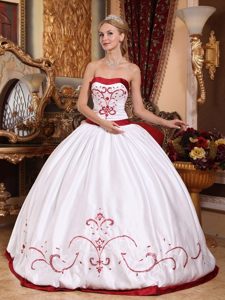 White Embroidery Red Decorations Sweet Sixteen Quinceanera Dress