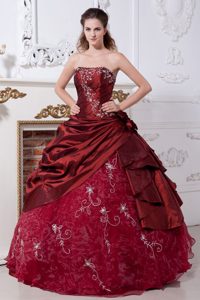 Wine Red Embroidery Hand Made Flowers Quinceanera Dresses Gowns